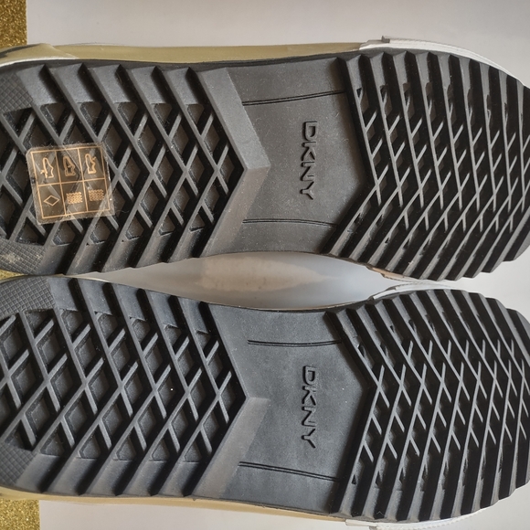 DKNY Women's shoes size 10us - Picture 7 of 7